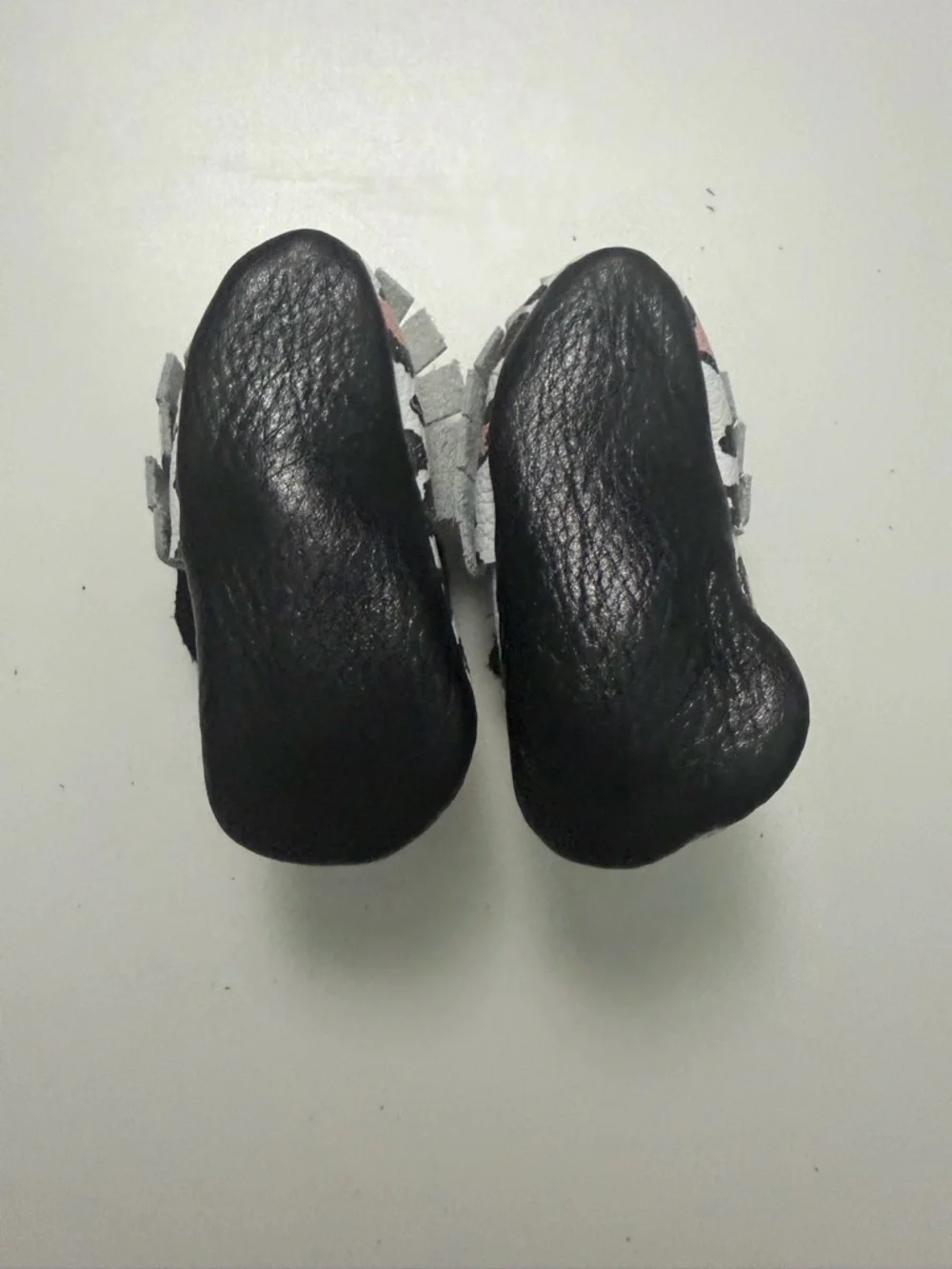 Bare Soles Moccasins Leather Soft Bow Hearts Cow Print Pink Black White Size 1